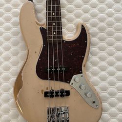 Fender Flea Jazz Bass w/upgrades 