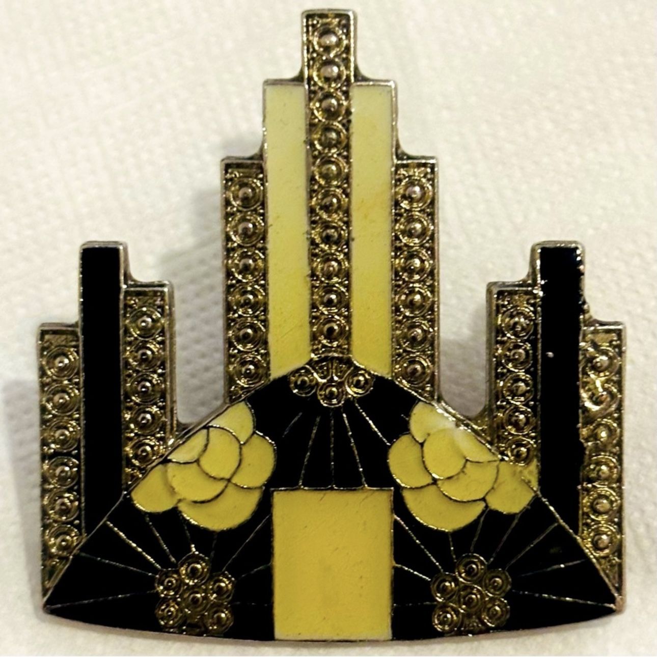 Brooch Lapel Pin Solid Metal Enamel Fine Art DECO Unisex Men Women Black Silver Cityscape Collectible Int: Runway Fashion Designer Original Vintage 