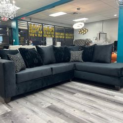 2PC BLACK SECTIONAL VELVET / LABOR DAY SALE 🔥🔥🔥