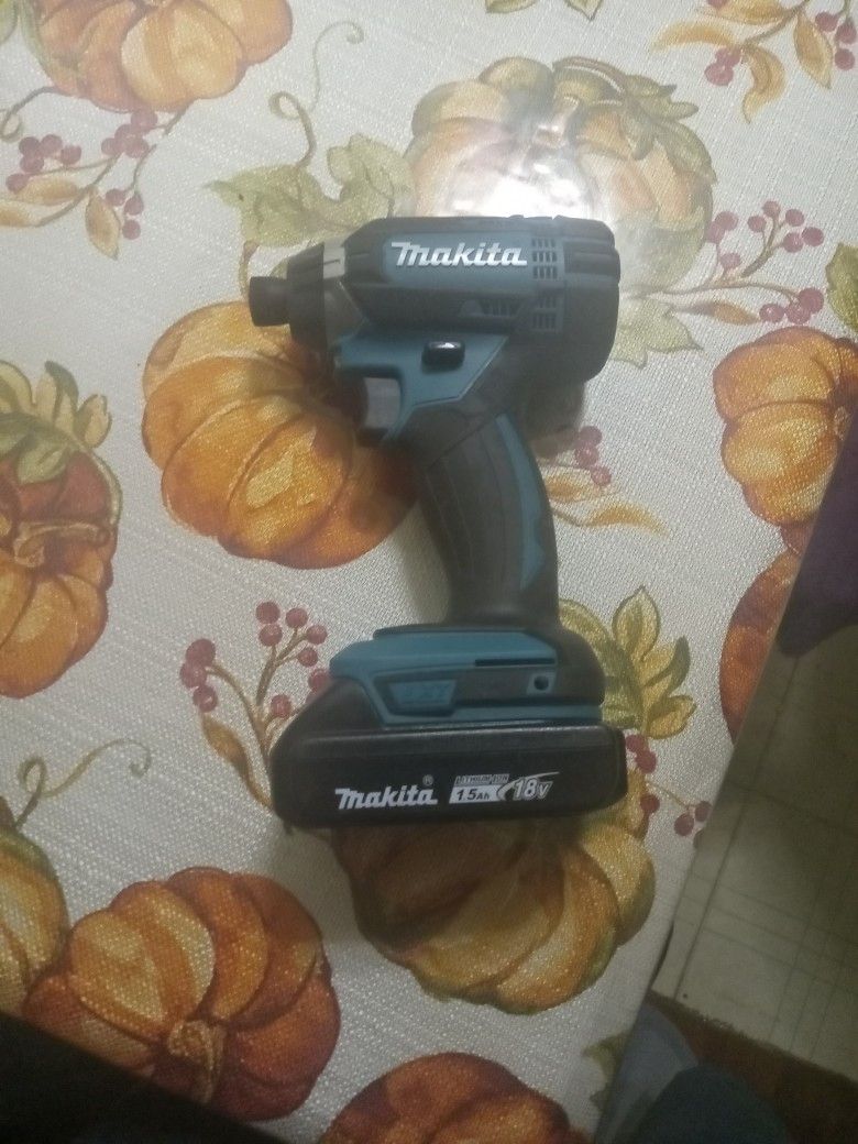 New Makita 1/4 Hex Impact With A Small Battery