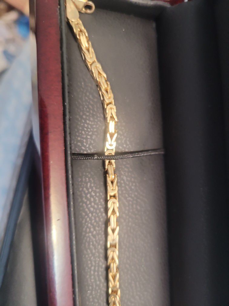 14kt Gold Byzantine Bracelet 