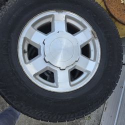 17 Inch GMC 6 Lug Wheels