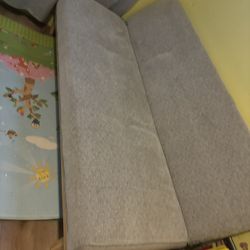 Slipping Sofa— Sofa Cama