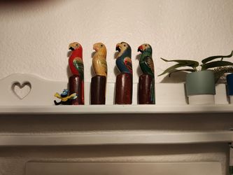 Set Of 4 Hand Painted Vintage Parrots As Is