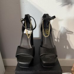 Guess Heels 