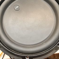 JL AUDIO  SUB   10  like New