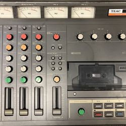 Tascam Portastudio 144