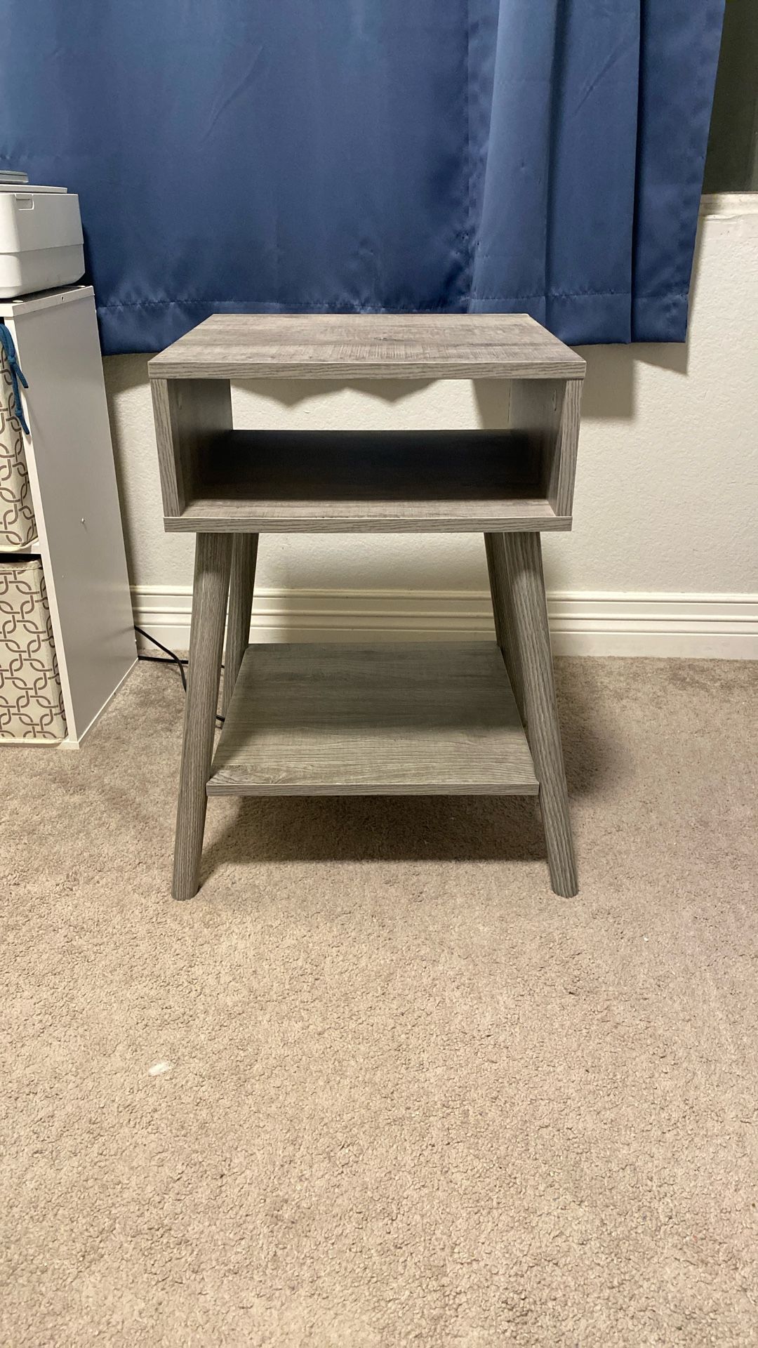 End Table/ Side Table