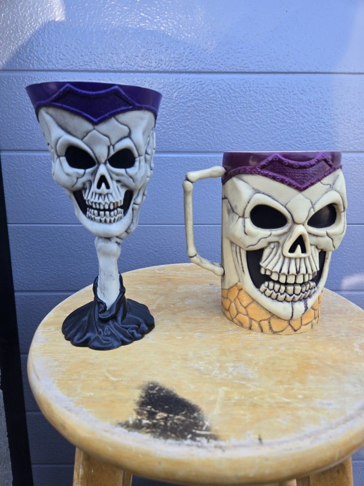 Skull Horror Cup Gauntlet Awesome Detail