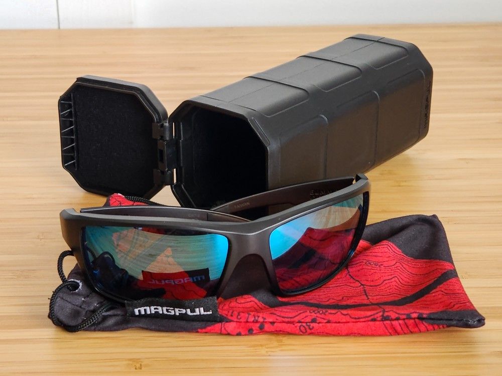 Summit Polarized Sunglasses