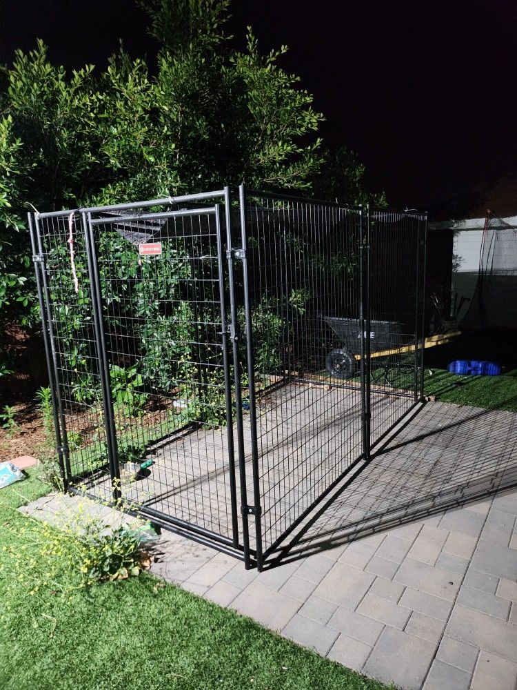 Lucky Dog Kennel 5'Wx10'Lx6'H