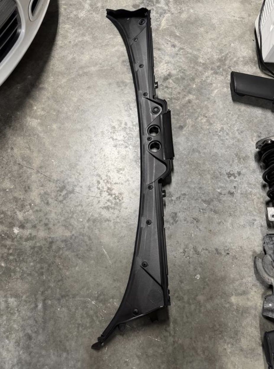 F87 M2 F87 / F2X 2 Series BMW 2014-2021 Windscreen Cowl - Part 517 172 406 72