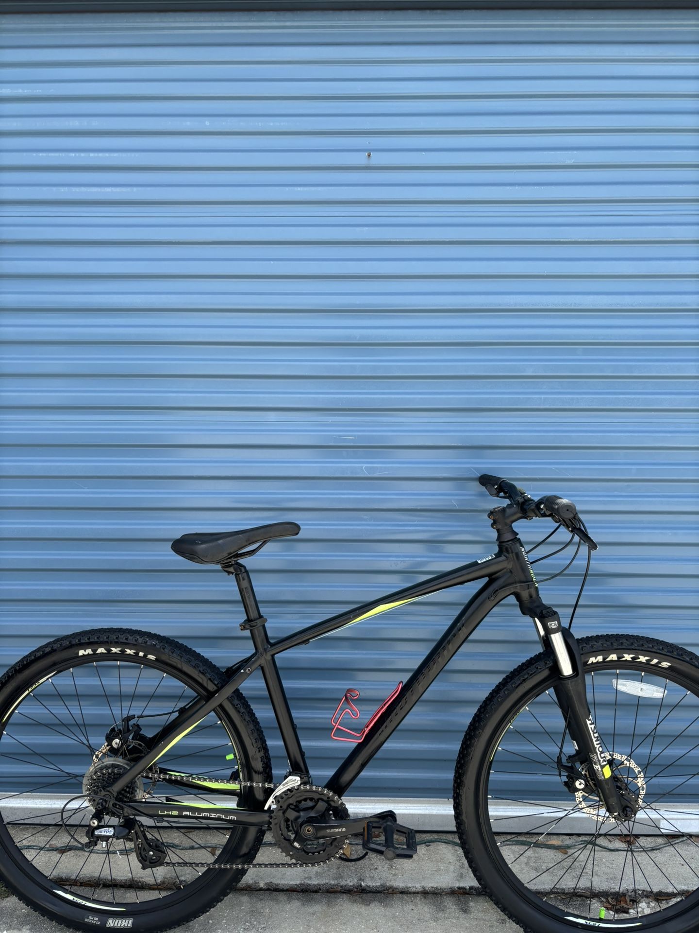 Northrock 27.5” Mountain Bike