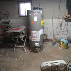 Never Been Used  50 Gallon Hot Water Tank