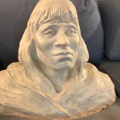 Resin Blend Bust Sculpture Statue