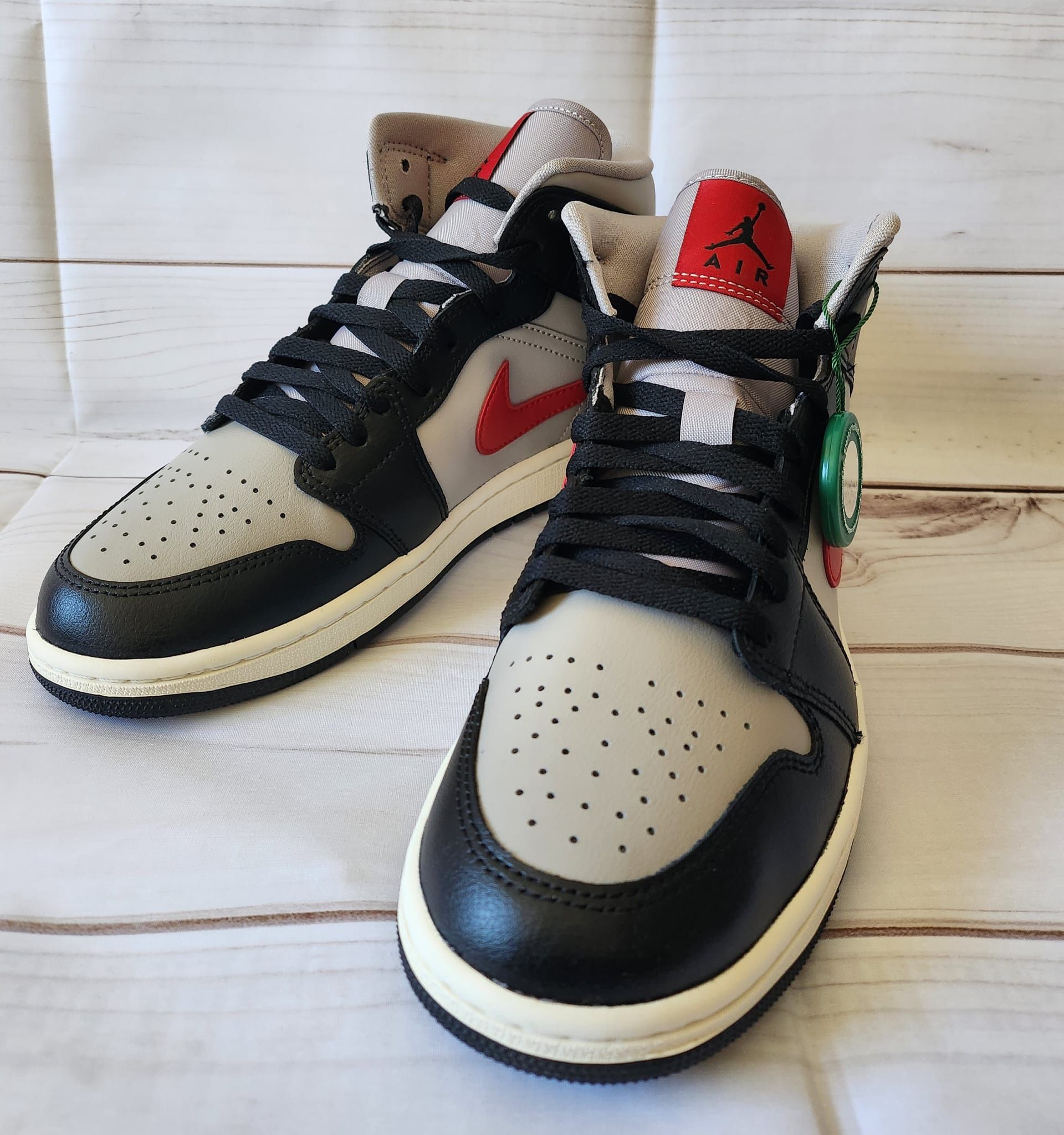 Nike Air Jordan 1 College Grey Red Shoes Womens Size 8.5