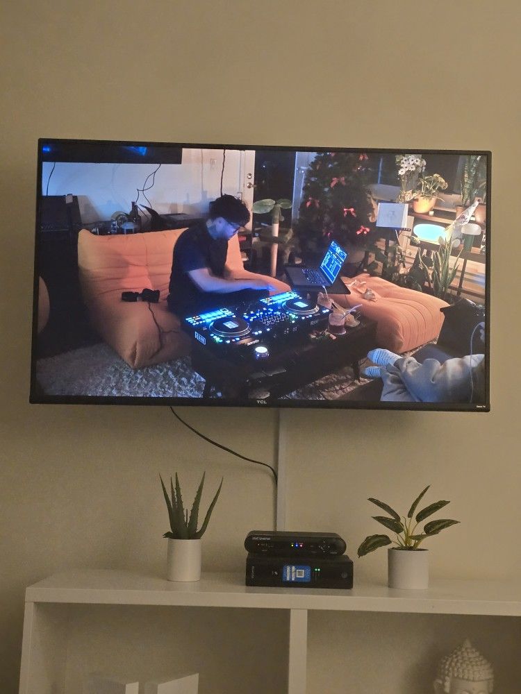 50" TCL Roku Smart TV $120