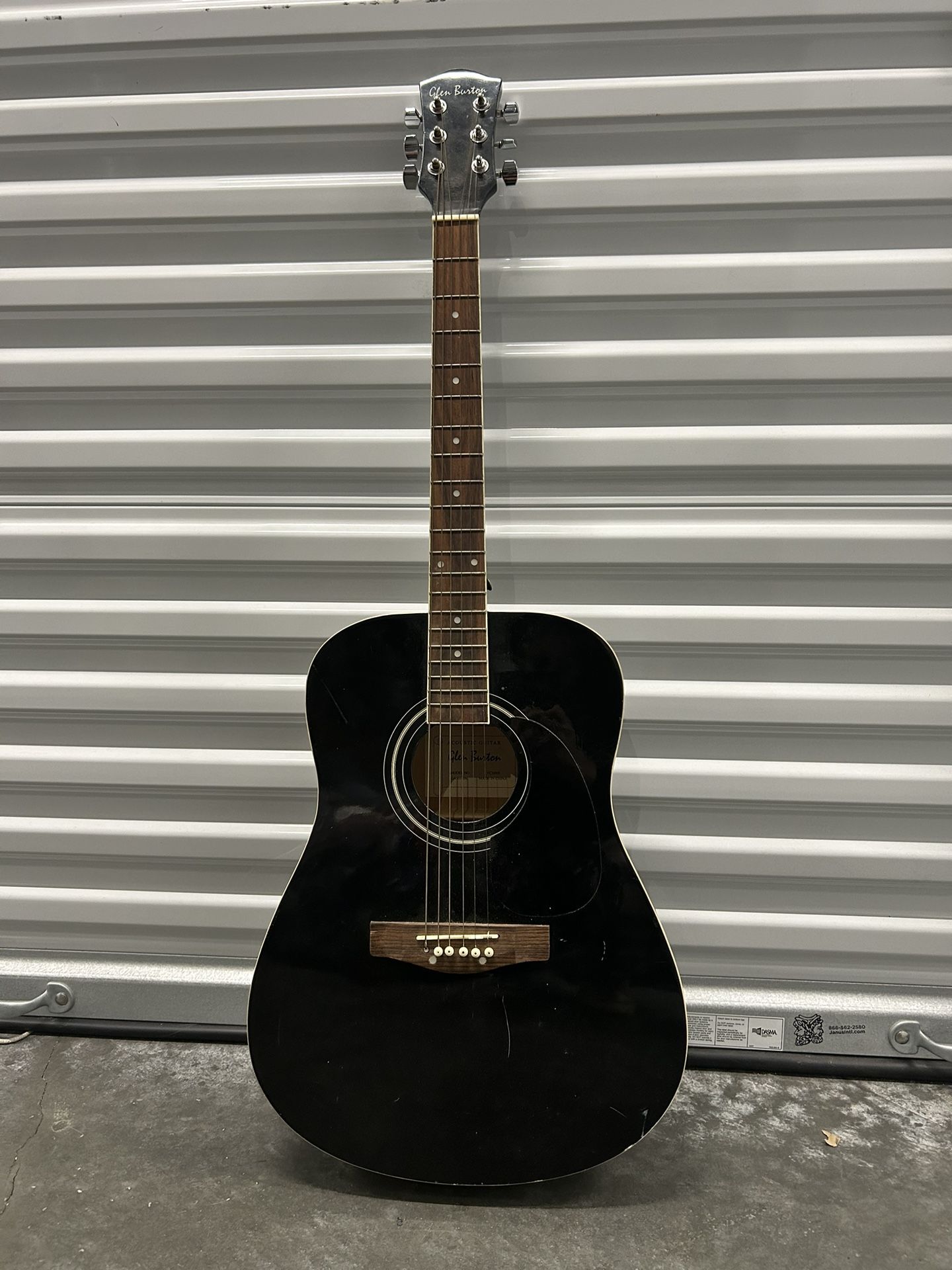 Guitar