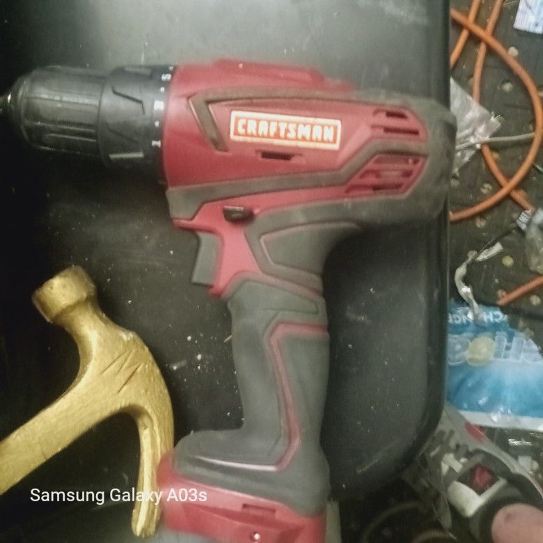 Craftsman Drill ..NO BATTERY OR CHARGER $20