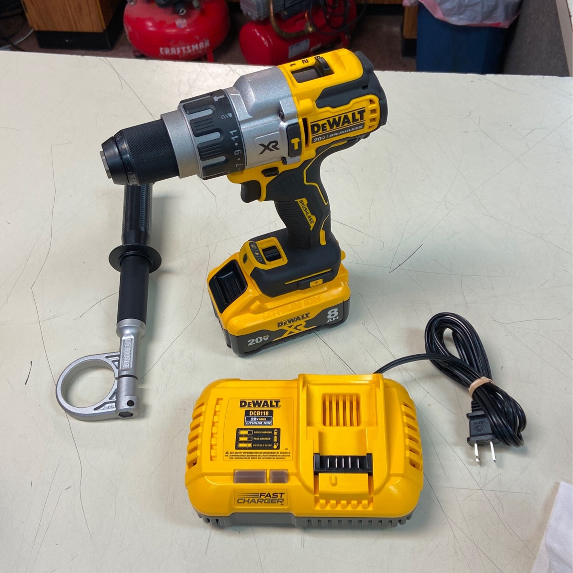 Brand New . Dewalt 1/2” HAMMERDRILL with 20V 8AH Battery and Fast Charger
