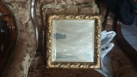 Nice antique mirror good condition wall decor 20 firm
