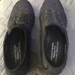 Sketchers Shoes