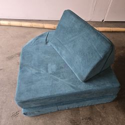 Nugget/Kozy Style Couch