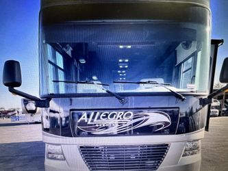 2012 TIFFIN ALLEGRO 32CA