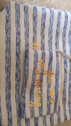 Extra large tote with medium cosmetic bag