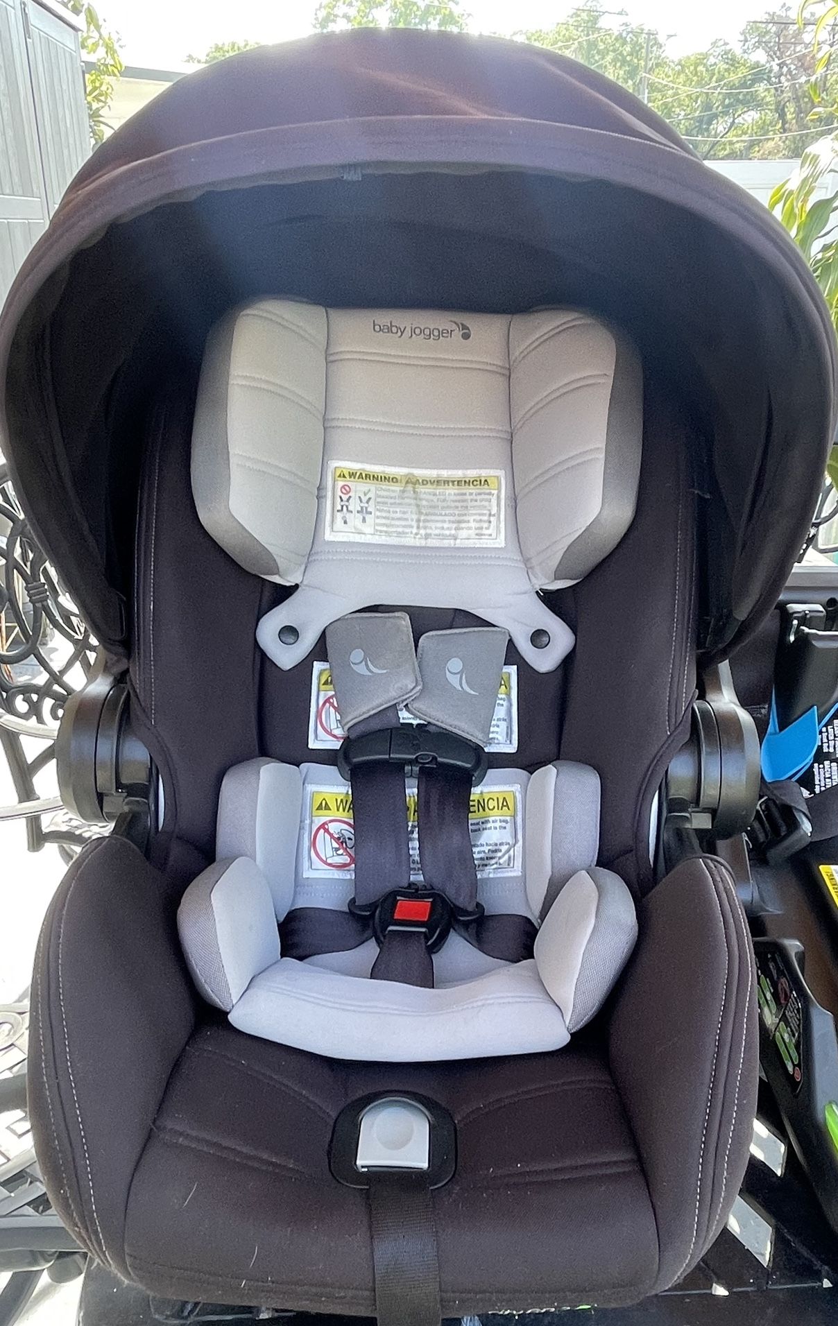 Baby Carseat With Base For Car And Stroller.