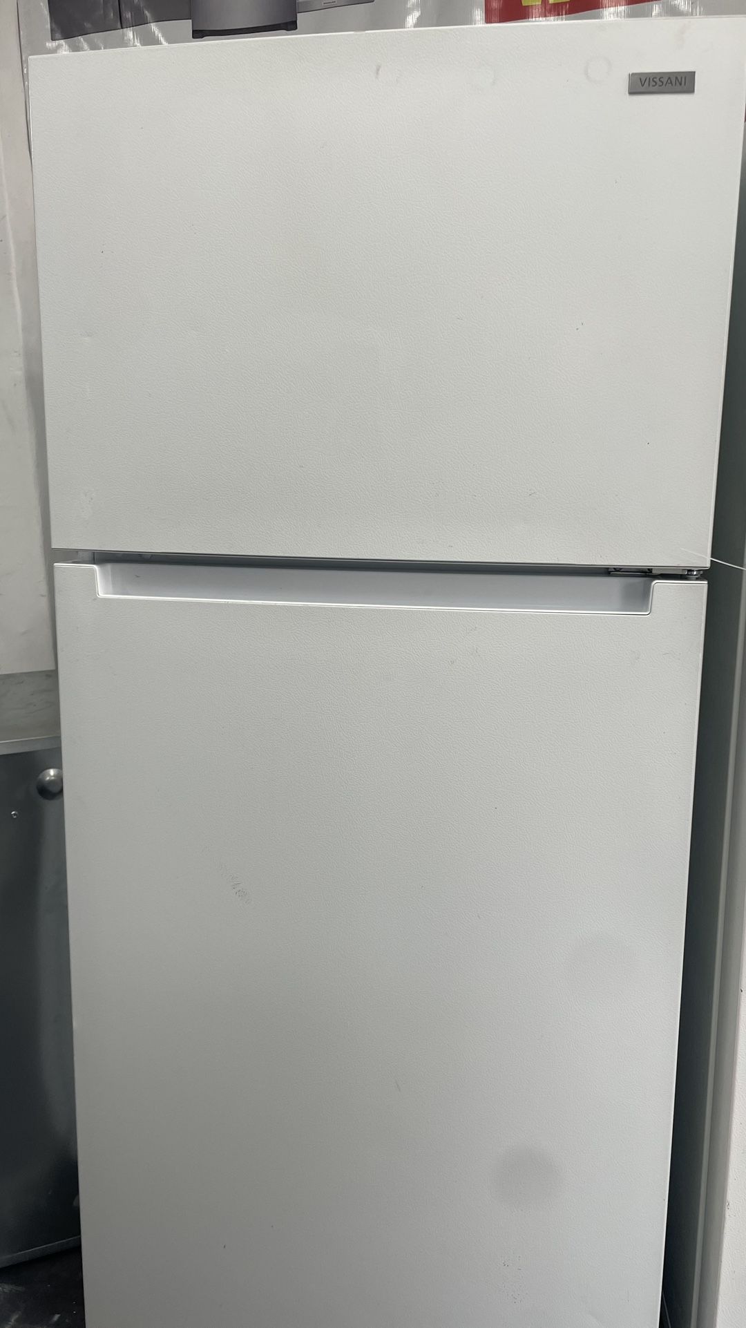 REFRIGERATOR