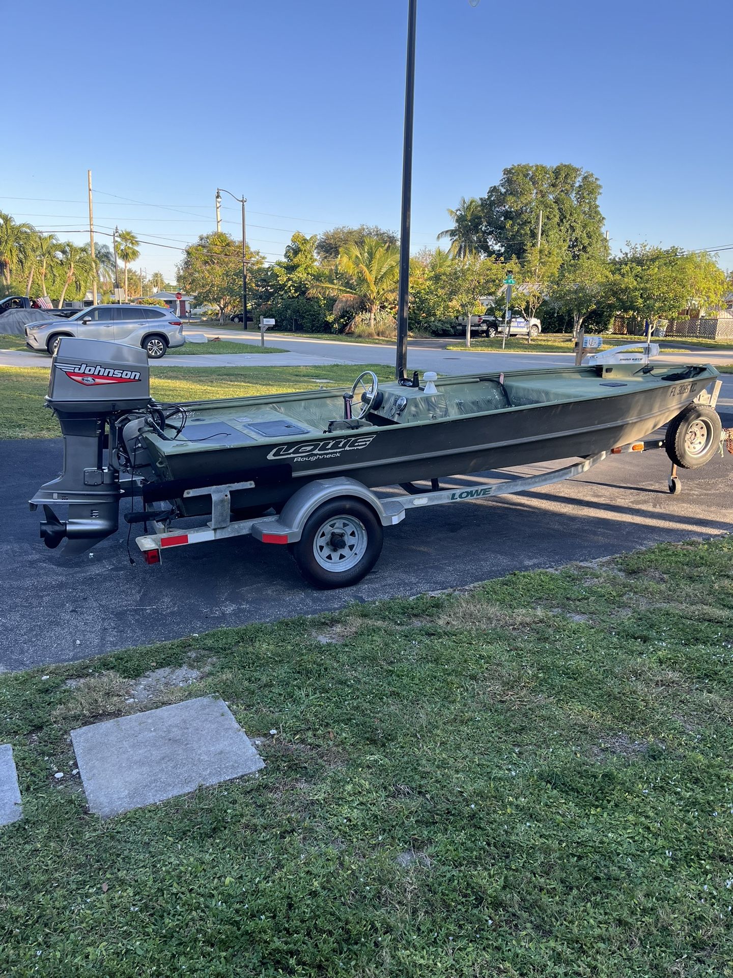 1998 Lowe Rough neck