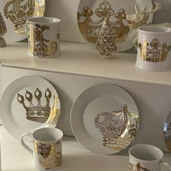 24K~Porcelain Dish Set Kings Road