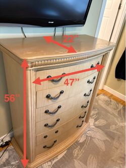Sturdy chest of drawers/dresser
