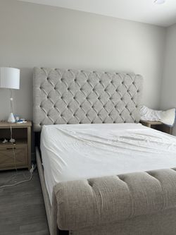 Temperpedic Bed And Bed frame/headboard 