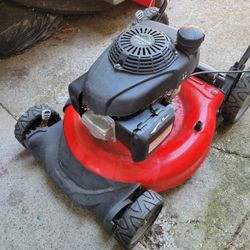 Honda Self Push Lawnmower  No Bag  Runs Great