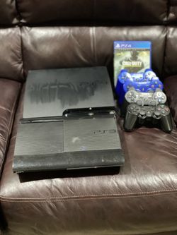 PlayStation 3 With 4 Working Controllers