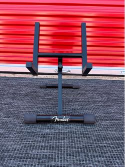 Fender Small Tilt-Back Amp Stand – Adjustable Guitar Amp Stand