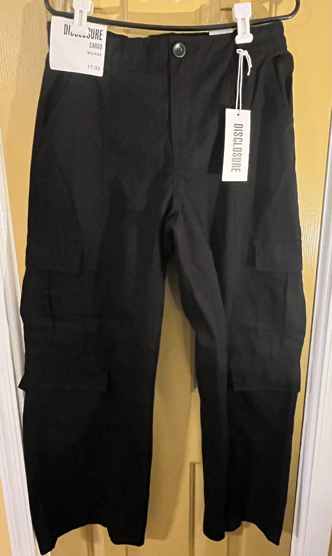 Juniors Black Cargo Pants - Size 17 - NWT