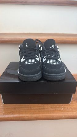 Jordan 4 Retro