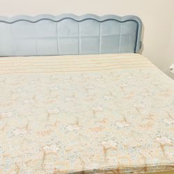 Almost New King-Size Bed Frame – Bought 2 Months Ag