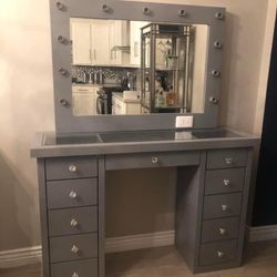 Vanity Set