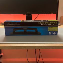 Swingline SmartTouch 12 Low Force 3-Hole Paper Punch (12 Sheet)