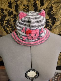 Childs kitty beanie