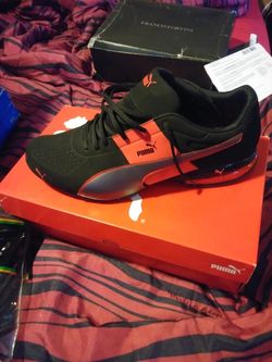 Pumas Men's shoes SZ 13 $50