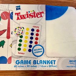 Hasbro gaming Twister Super soft blanket Board game toy