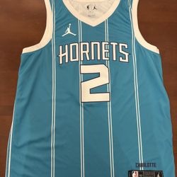Lamelo Ball Jersey and Rookie Card