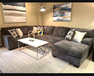 Brand New🍀Huge Ashley Cozy Slate/Dark Gray Sectional Chaise/Seccional 💥 Showroom Available 👍