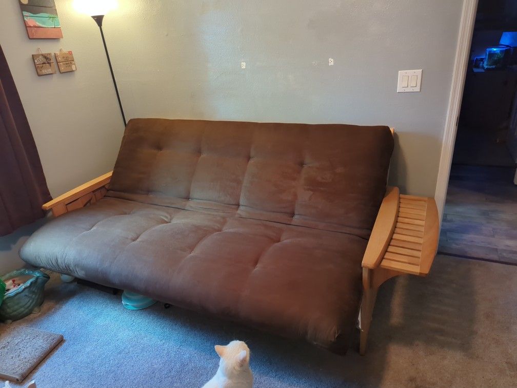 Queen Futon