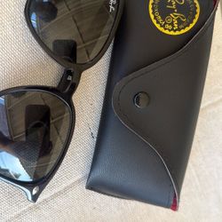 Ray-Ban RB4306 sunglasses 